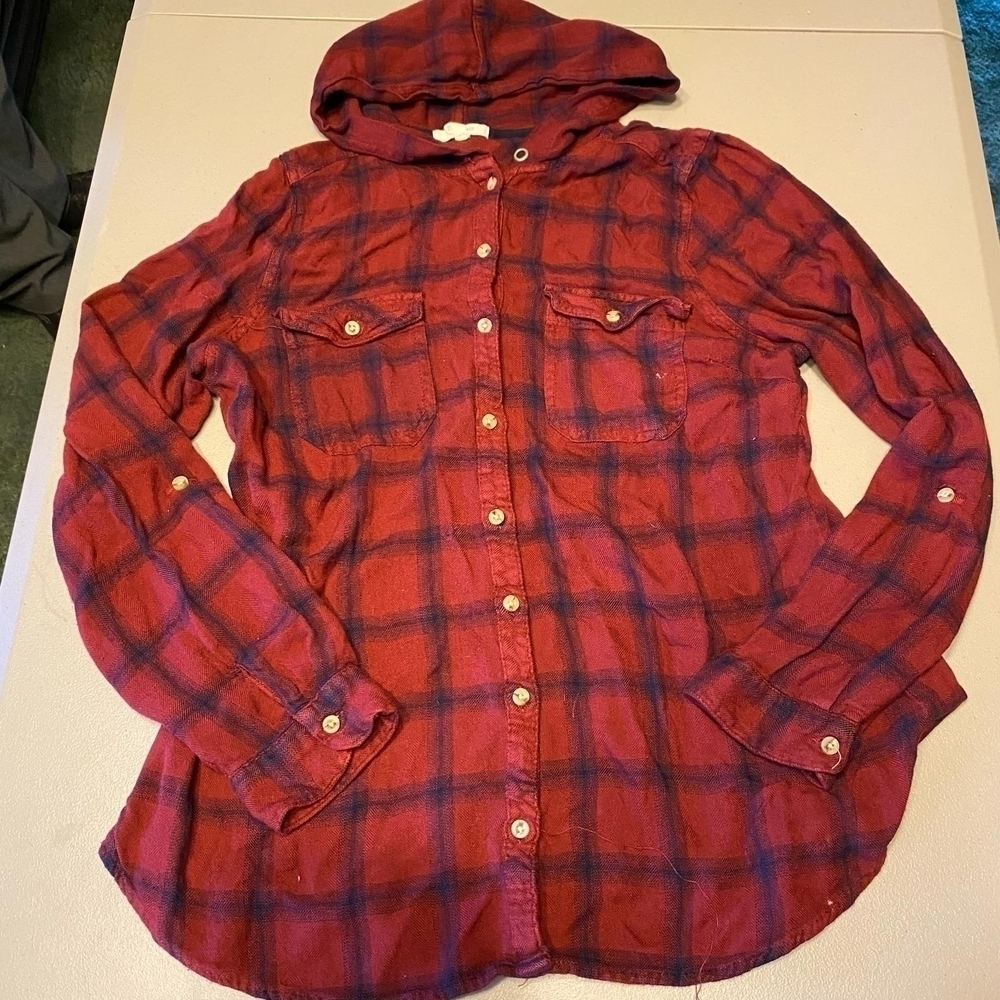 Maurices Red Blue Plaid Hooded Button Shirt Women's XL Fall Layer Western EUC - Picture 2 of 7